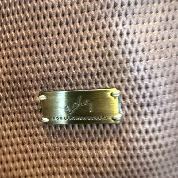 Viley Designer Leather Bag - Picture 2 of 4